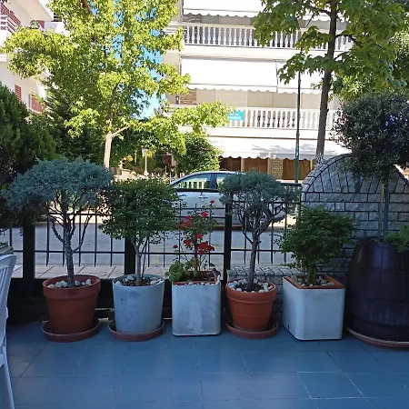 ολγα κυπαρισση * Olympiakí Aktí
