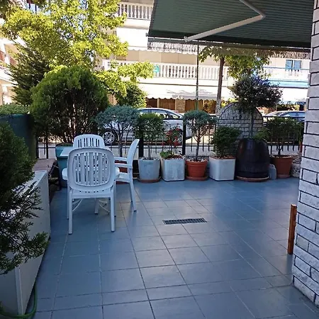Lägenhetshotell ολγα κυπαρισση Olympiakí Aktí
