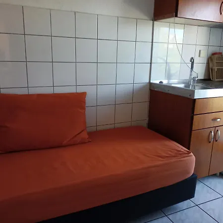 ολγα κυπαρισση Aparthotel Olympiaki Akti