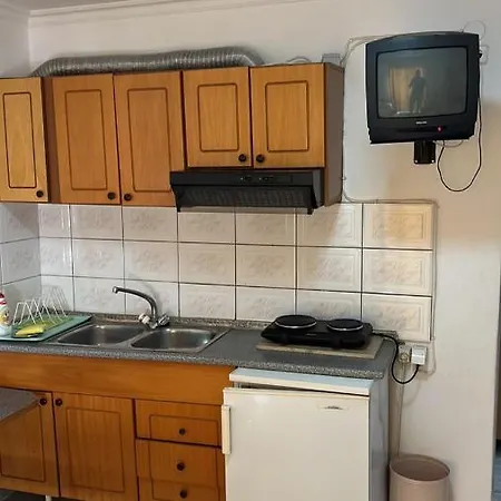 Aparthotel ολγα κυπαρισση